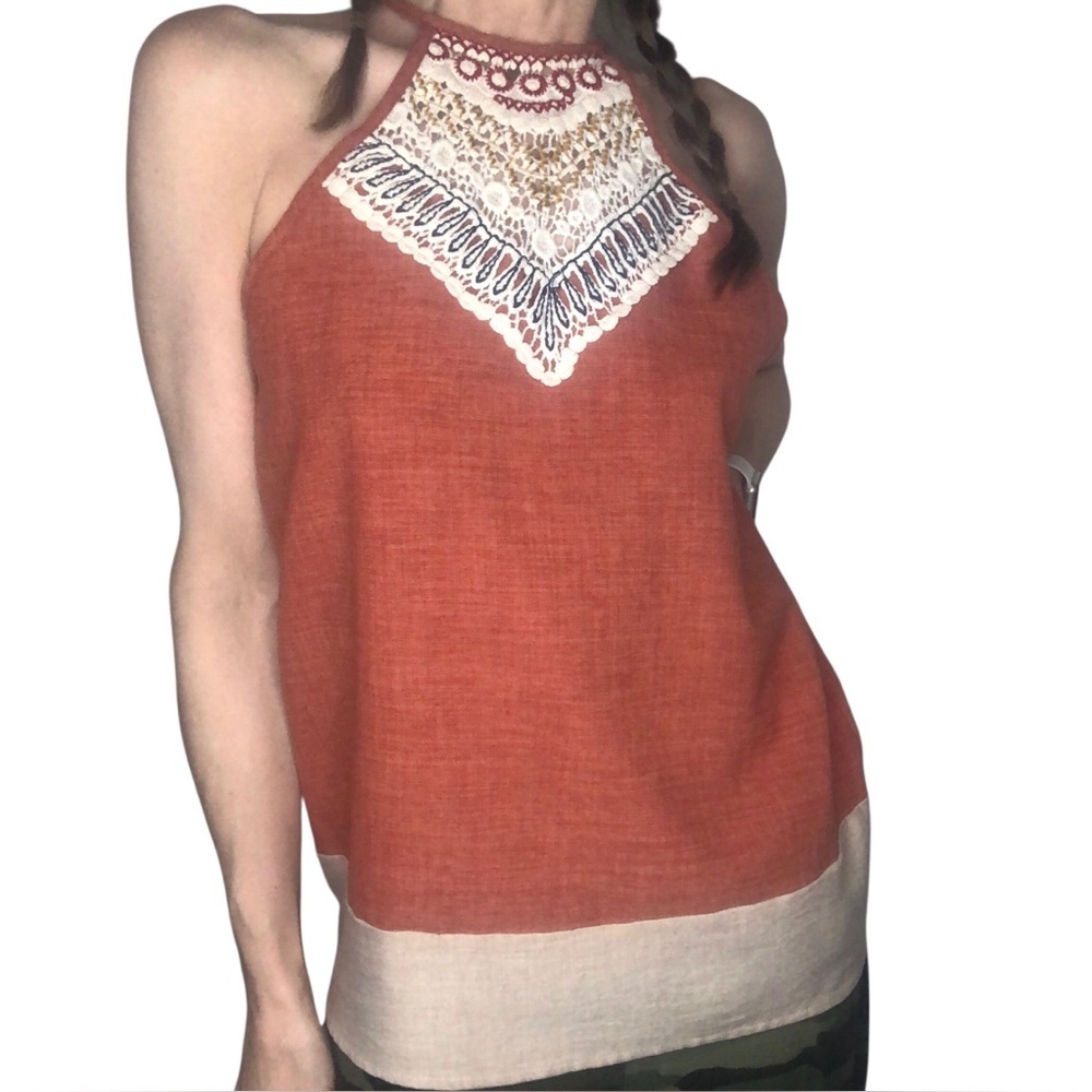 Hailey & Co Embroidered Linen Blend Top Sz M Halter Neck Boho Chic Casual